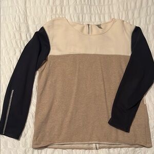 Colorblock Long Sleeve Top